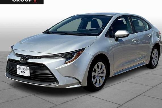 TOYOTA COROLLA 2023 5YFB4MDEXPP037289 image