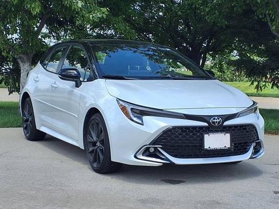 TOYOTA COROLLA 2023 JTNC4MBE2P3207169 image