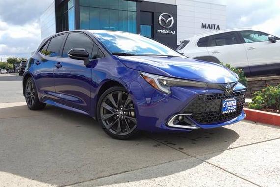 TOYOTA COROLLA 2023 JTNC4MBE1P3198142 image