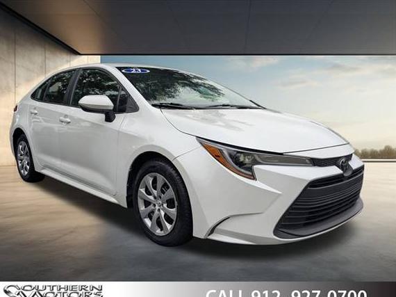TOYOTA COROLLA 2023 5YFB4MDE3PP052653 image
