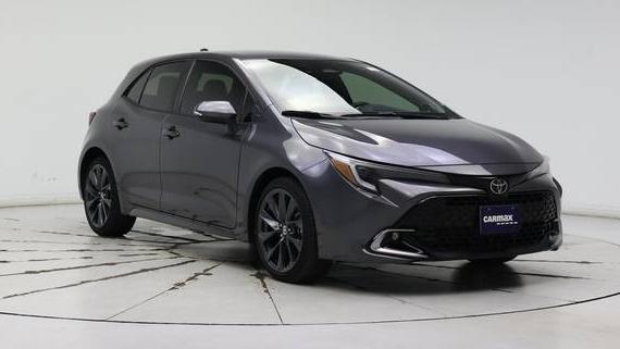 TOYOTA COROLLA 2023 JTNC4MBE7P3213937 image