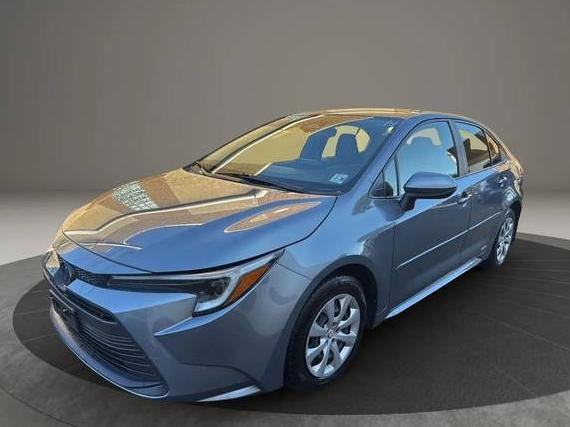 TOYOTA COROLLA 2023 JTDBDMHEXP3002514 image