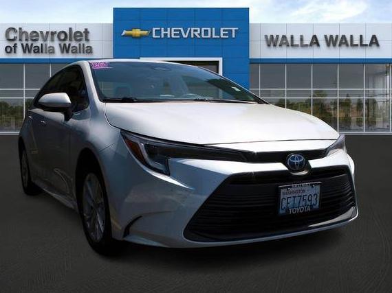 TOYOTA COROLLA 2023 JTDBCMFEXP3007895 image