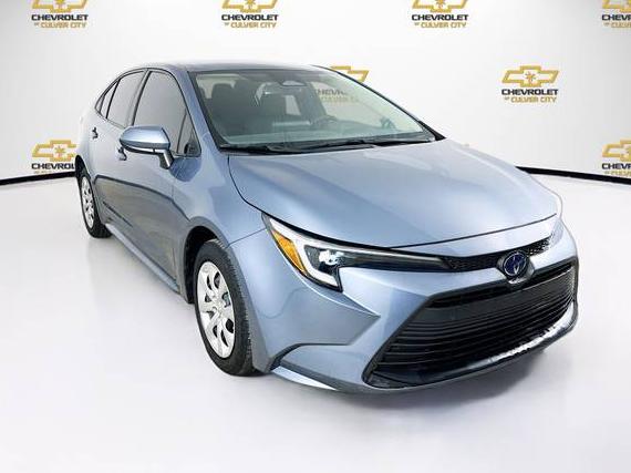 TOYOTA COROLLA 2023 JTDBCMFE8P3000508 image