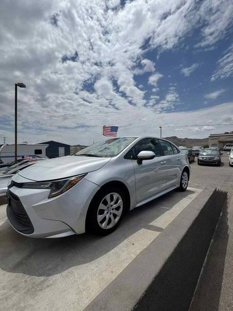 TOYOTA COROLLA 2023 5YFB4MDE7PP031692 image