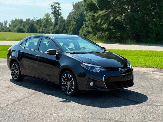 TOYOTA COROLLA 2016 5YFBURHE6GP405152 image