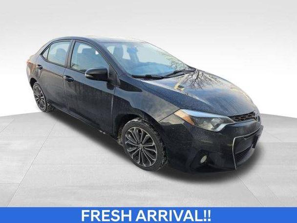 TOYOTA COROLLA 2016 5YFBURHE4GP530506 image