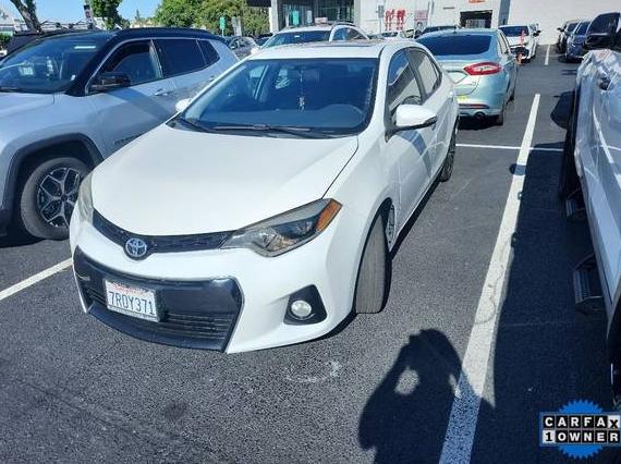 TOYOTA COROLLA 2016 5YFBURHE1GP465050 image