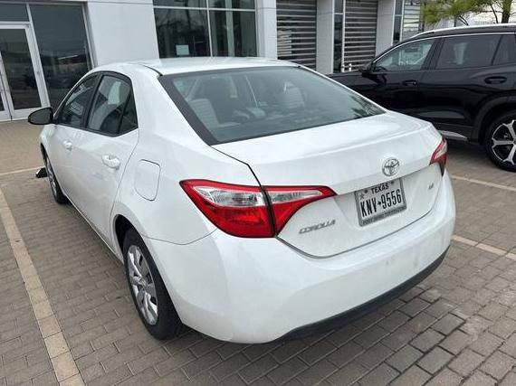 TOYOTA COROLLA 2016 5YFBURHEXGP526170 image