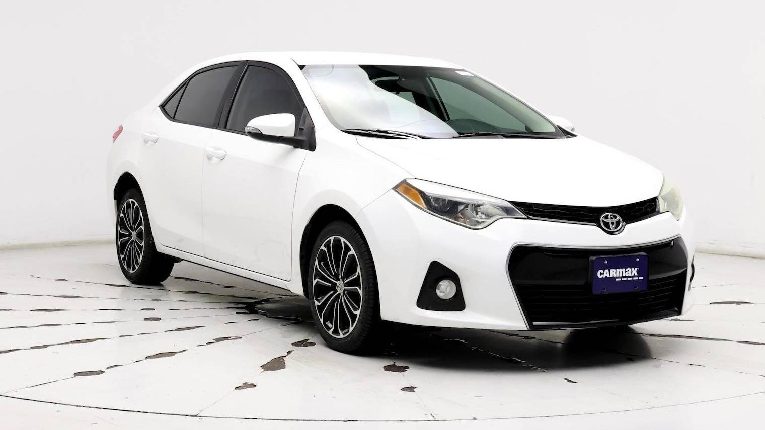 TOYOTA COROLLA 2016 5YFBURHE7GP413552 image