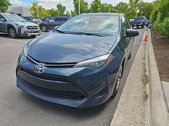 TOYOTA COROLLA 2019 2T1BURHEXKC132080 image