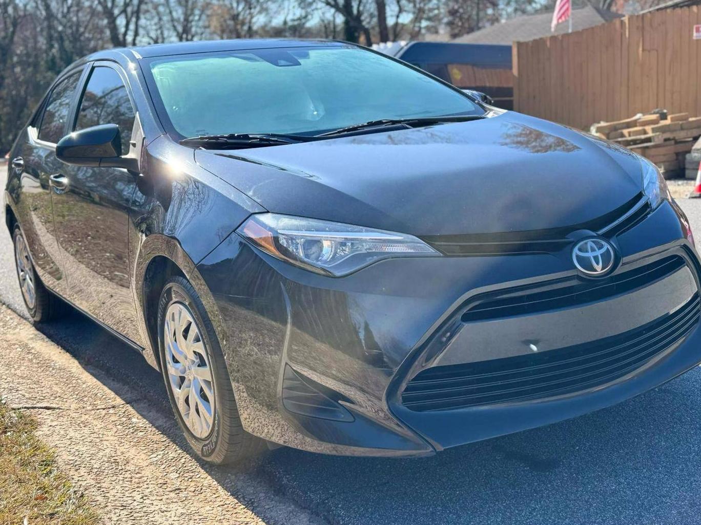 TOYOTA COROLLA 2019 5YFBURHEXKP897564 image