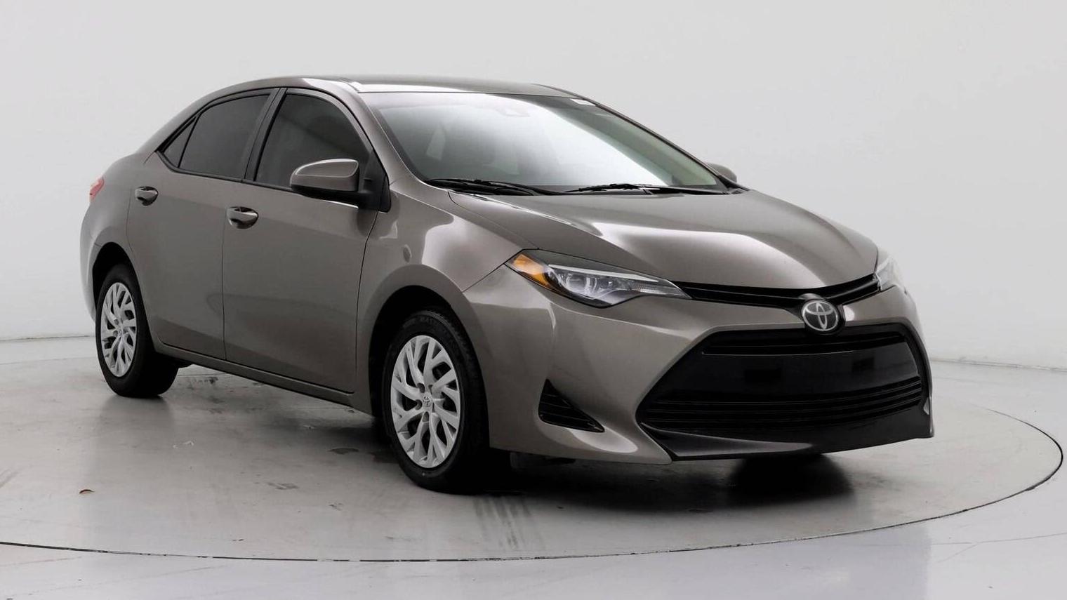 TOYOTA COROLLA 2019 5YFBURHE0KP858823 image