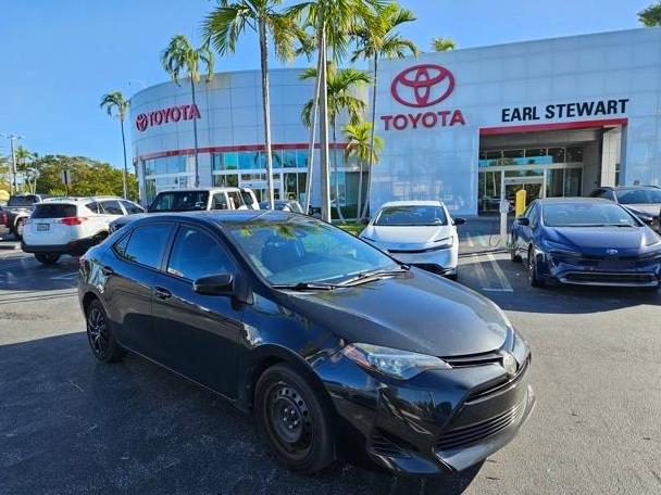 TOYOTA COROLLA 2019 5YFBURHE6KP900444 image