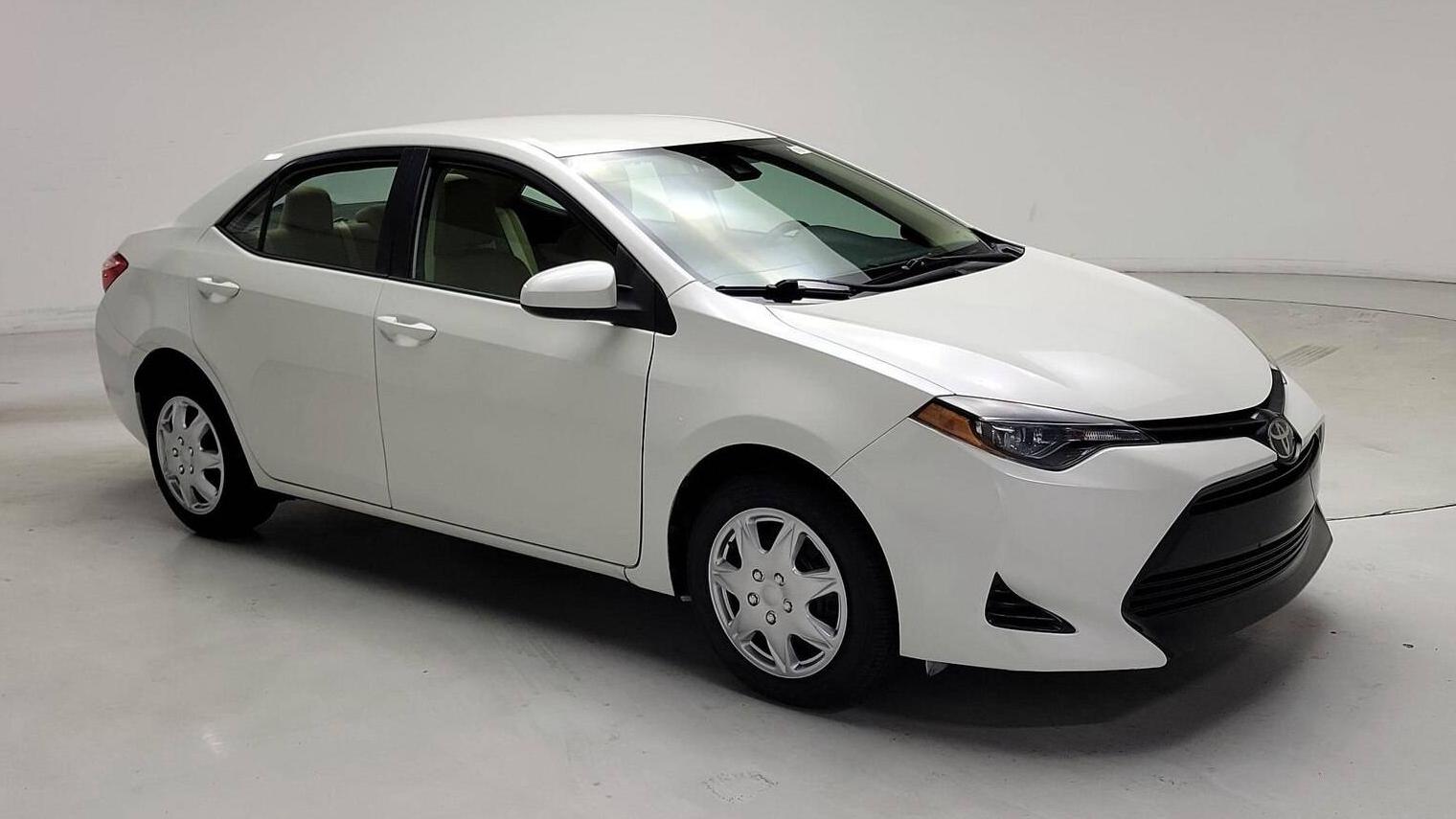 TOYOTA COROLLA 2019 5YFBURHE5KP858395 image