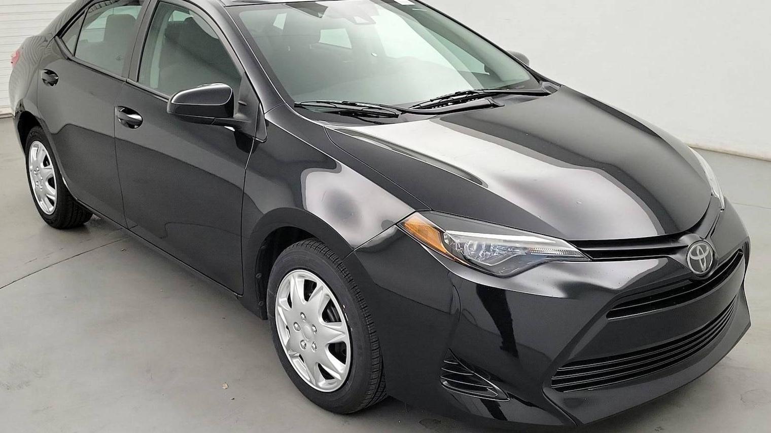 TOYOTA COROLLA 2019 2T1BURHE8KC150769 image