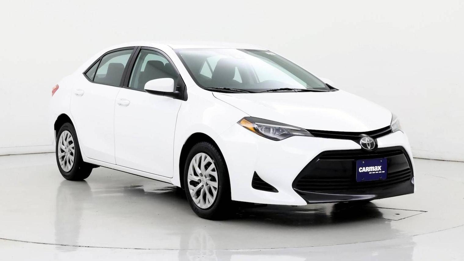 TOYOTA COROLLA 2019 2T1BURHEXKC182333 image