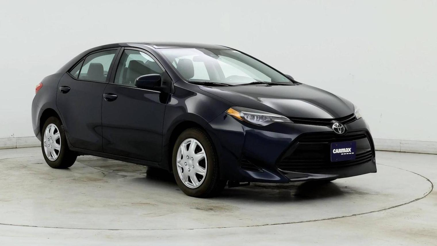 TOYOTA COROLLA 2019 2T1BURHE3KC226995 image