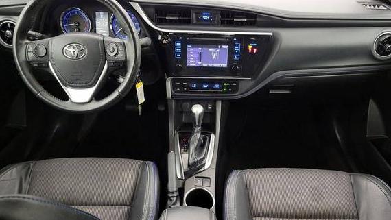 TOYOTA COROLLA 2019 5YFBURHE8KP910750 image