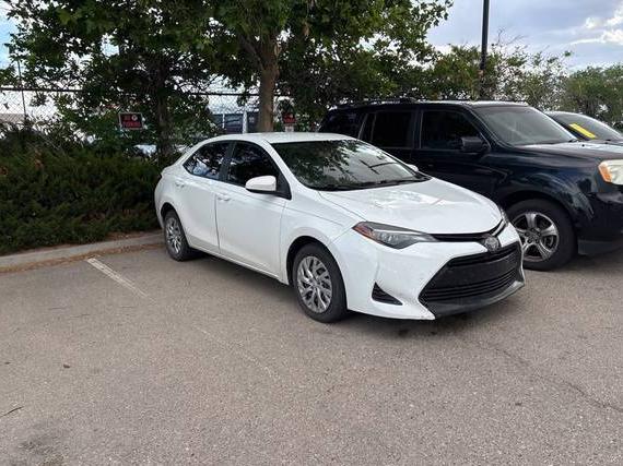 TOYOTA COROLLA 2019 5YFBURHE7KP908990 image