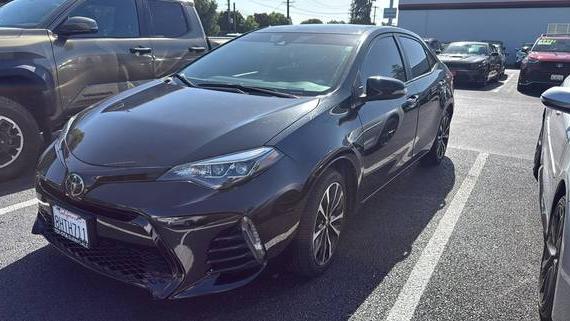 TOYOTA COROLLA 2019 5YFBURHE7KP884898 image