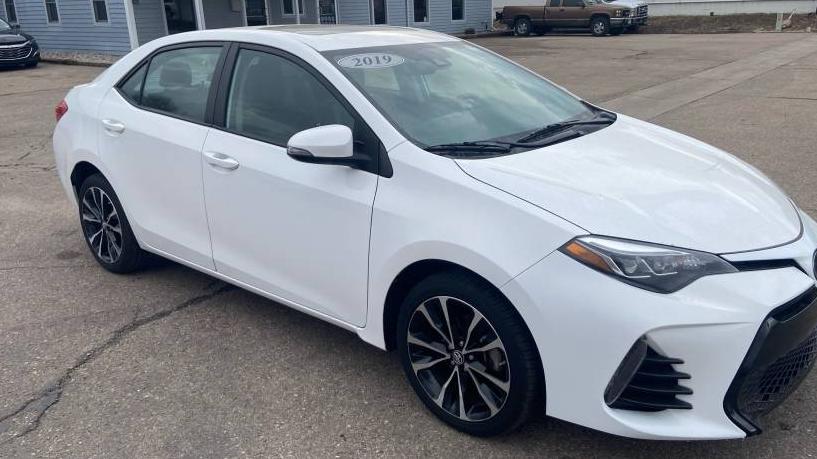 TOYOTA COROLLA 2019 2T1BURHE2KC172749 image