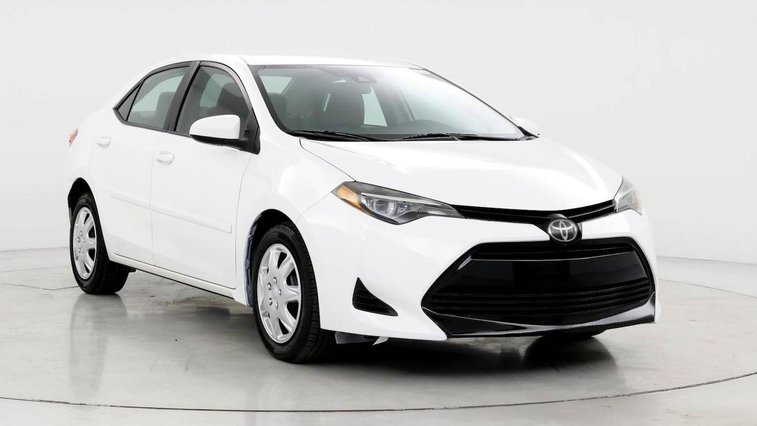 TOYOTA COROLLA 2019 5YFBURHE6KP882253 image