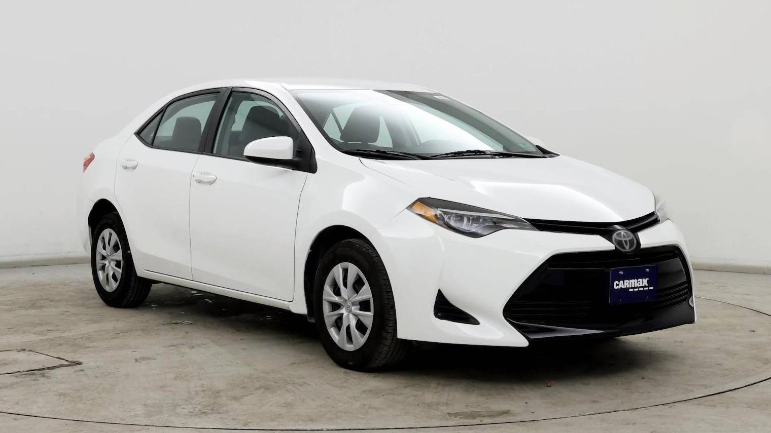 TOYOTA COROLLA 2019 5YFBURHE7KP913980 image