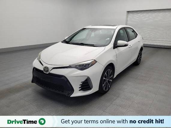 TOYOTA COROLLA 2018 5YFBURHE7JP750617 image