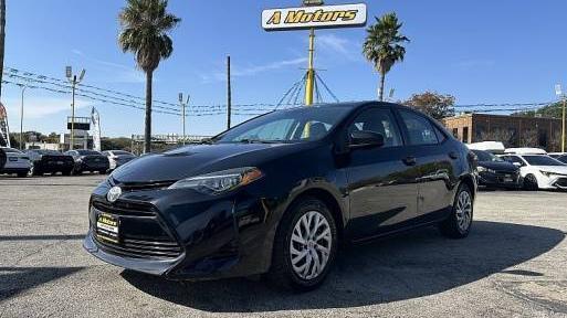 TOYOTA COROLLA 2018 5YFBURHE8JP813806 image