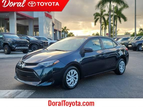 TOYOTA COROLLA 2018 5YFBURHE8JP774358 image