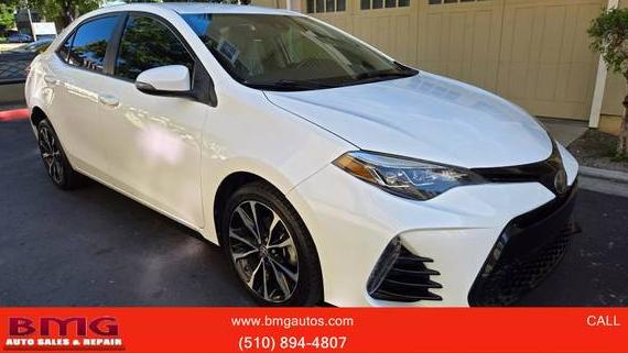 TOYOTA COROLLA 2018 2T1BURHEXJC027697 image