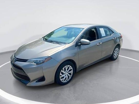 TOYOTA COROLLA 2018 5YFBURHE7JP848191 image