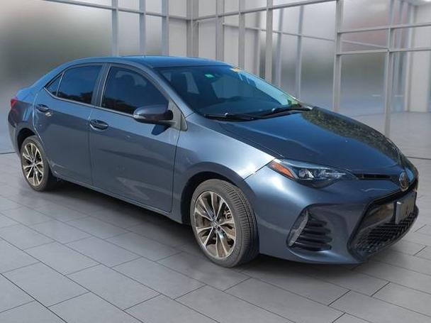 TOYOTA COROLLA 2018 5YFBURHE6JP818163 image