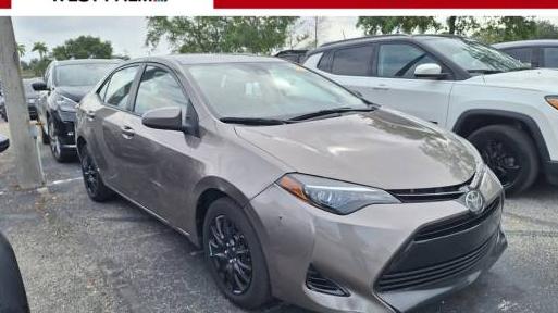 TOYOTA COROLLA 2018 5YFBURHE1JP855847 image