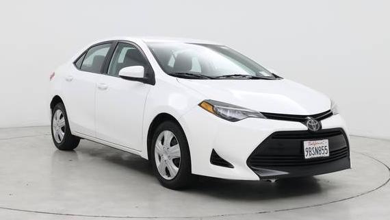 TOYOTA COROLLA 2018 5YFBURHE3JP756446 image