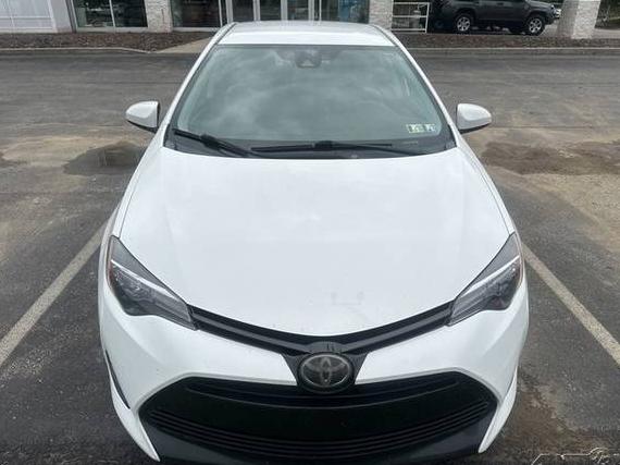 TOYOTA COROLLA 2018 2T1BURHE0JC024565 image