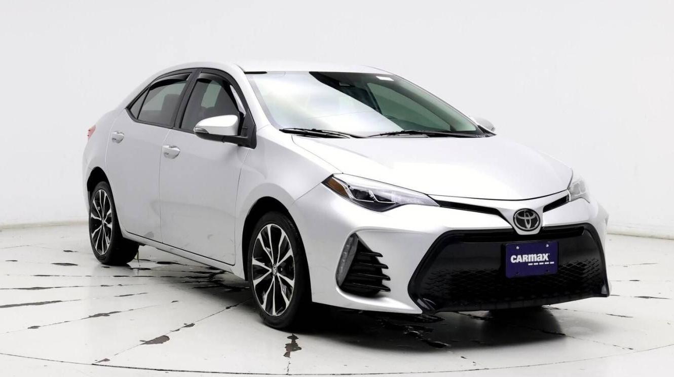 TOYOTA COROLLA 2018 5YFBURHE0JP759501 image