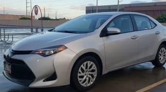 TOYOTA COROLLA 2018 5YFBURHE3JP761436 image