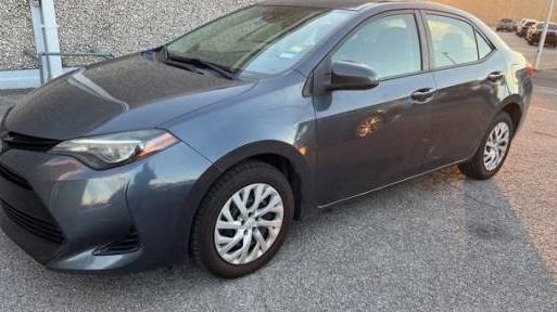 TOYOTA COROLLA 2018 5YFBURHE3JP764014 image