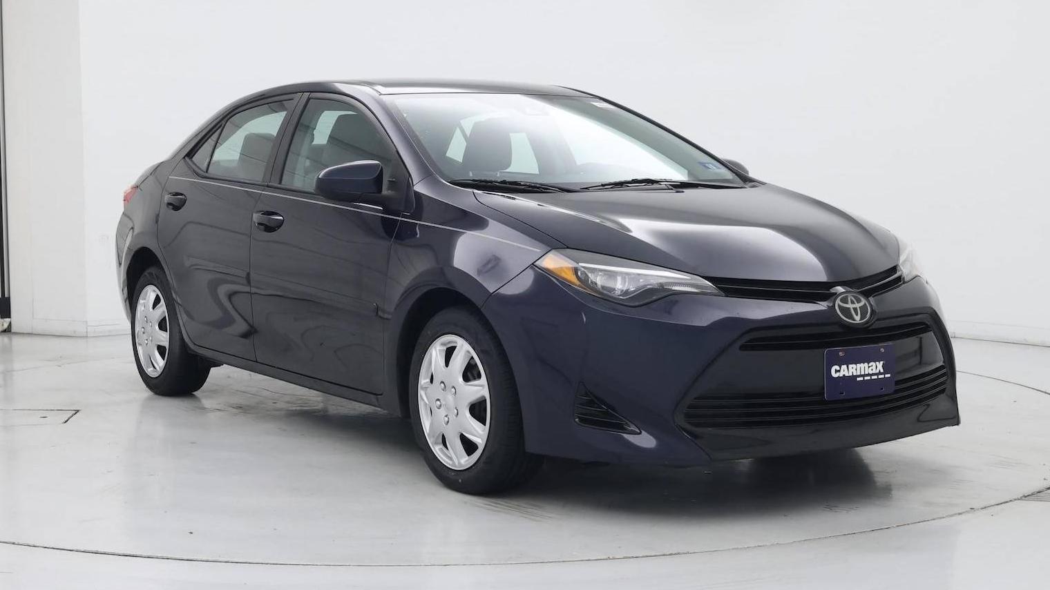TOYOTA COROLLA 2018 2T1BURHE5JC097608 image
