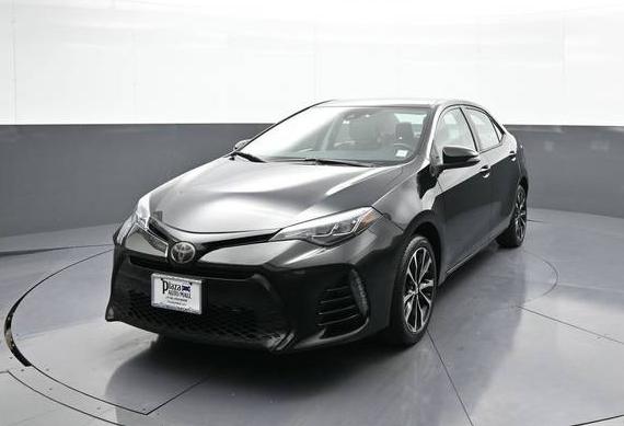 TOYOTA COROLLA 2018 5YFBURHE5JP785950 image