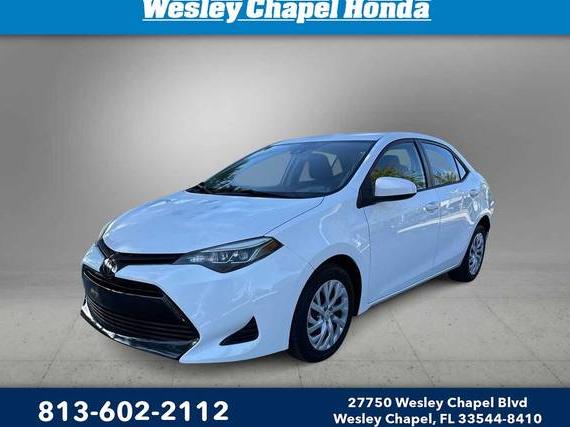 TOYOTA COROLLA 2018 5YFBURHE0JP781174 image