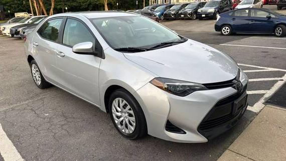 TOYOTA COROLLA 2018 2T1BURHE7JC097450 image
