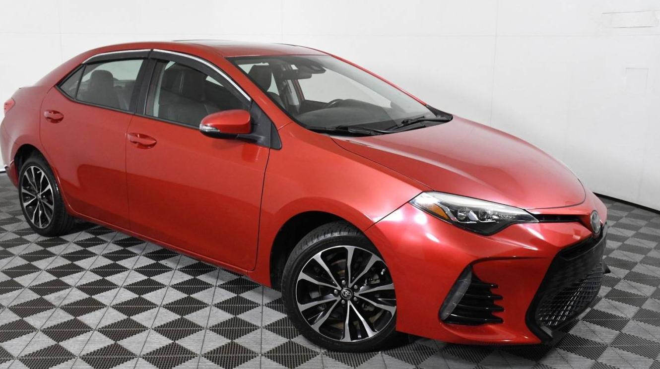 TOYOTA COROLLA 2018 5YFBURHE4JP782604 image