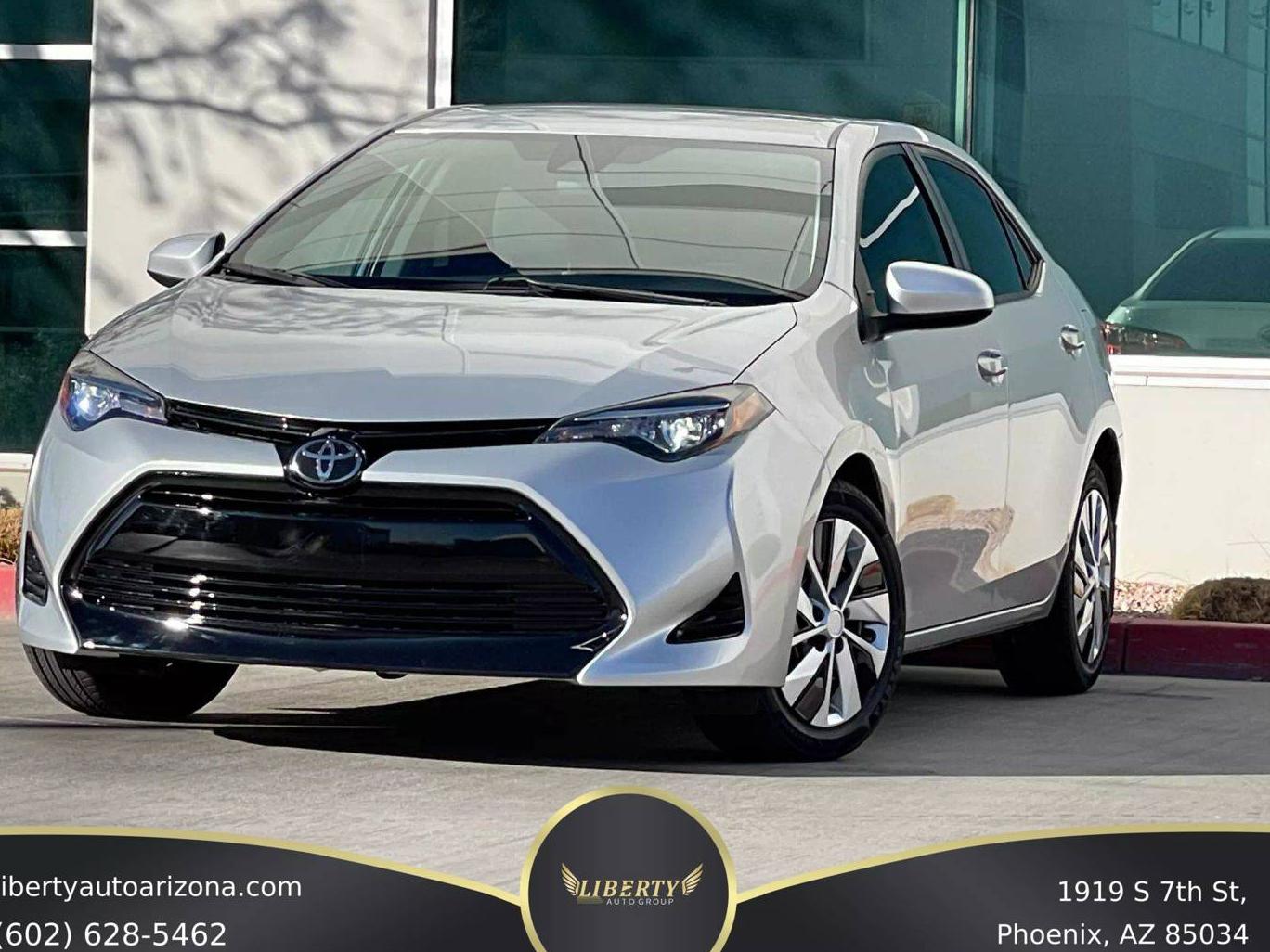 TOYOTA COROLLA 2018 2T1BURHE1JC000940 image