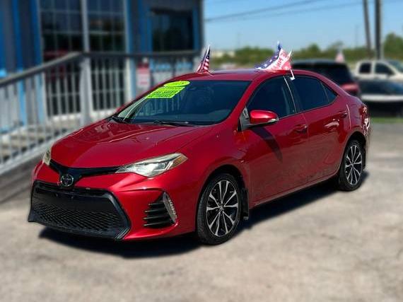 TOYOTA COROLLA 2018 5YFBURHE3JP745673 image