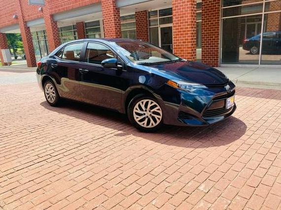 TOYOTA COROLLA 2018 2T1BURHE5JC117615 image