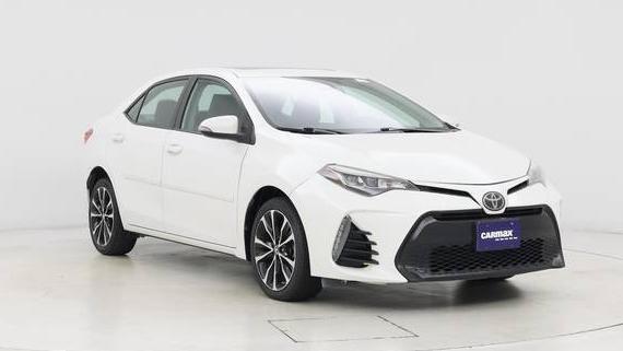 TOYOTA COROLLA 2018 5YFBURHE2JP751349 image