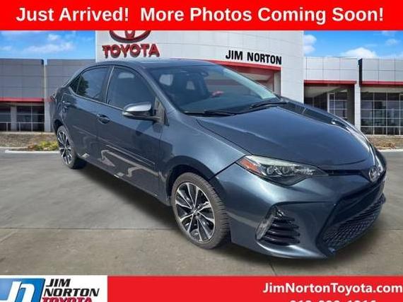 TOYOTA COROLLA 2018 5YFBURHE4JP782554 image